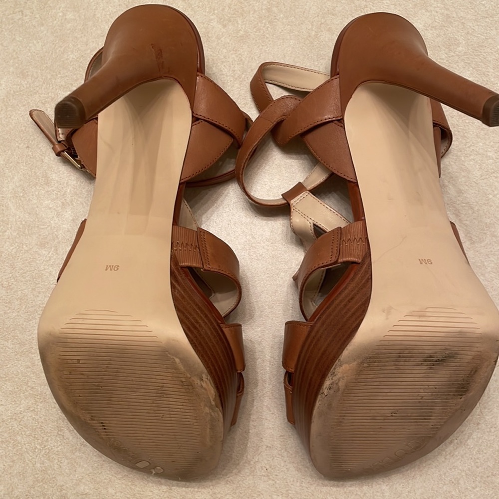 GUESS Heels - Picture 8 of 11